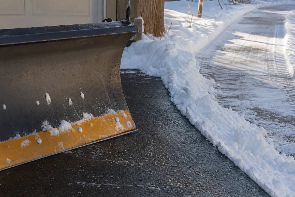 What Appleton Homeowners Need to Know About Sidewalk Snow Removal Ordinances